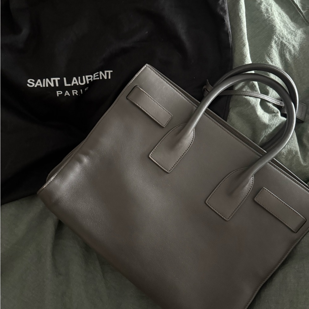Saint Laurent Grey Small Sac de Jour - Picture 2 of 16